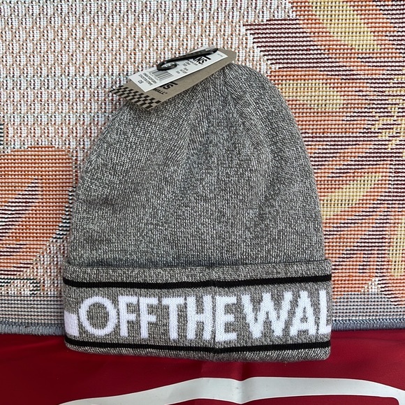 Vans Men’s - Women’s VNOA7UDFGRH
STACKTON STRIPE
OS Beanie - Picture 15 of 16